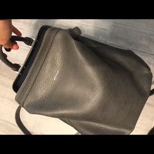 Matt & Nat Gray vegan leather vignelli backpack